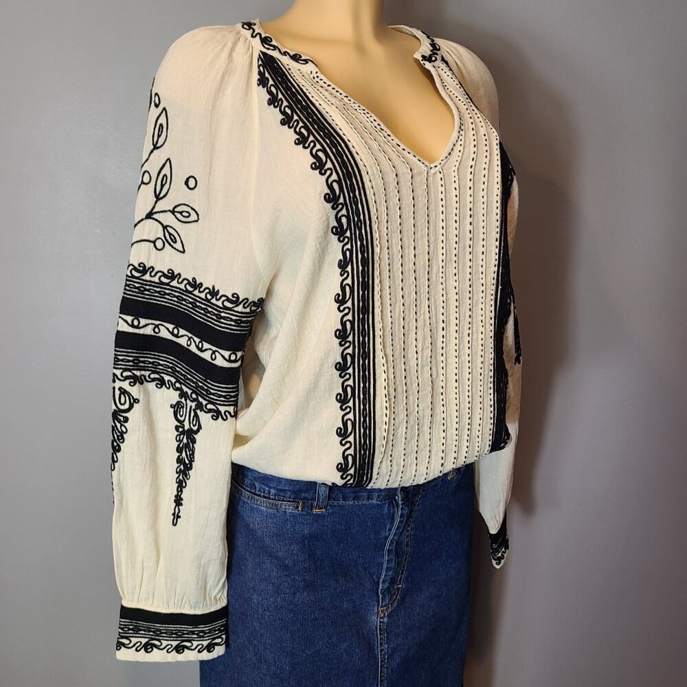 Sundance Cream Blouse with Black Embroidered Trim - Picture 3 of 10